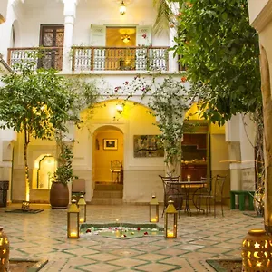 riad-majala.marrakeshhotelsmorocco.com/
